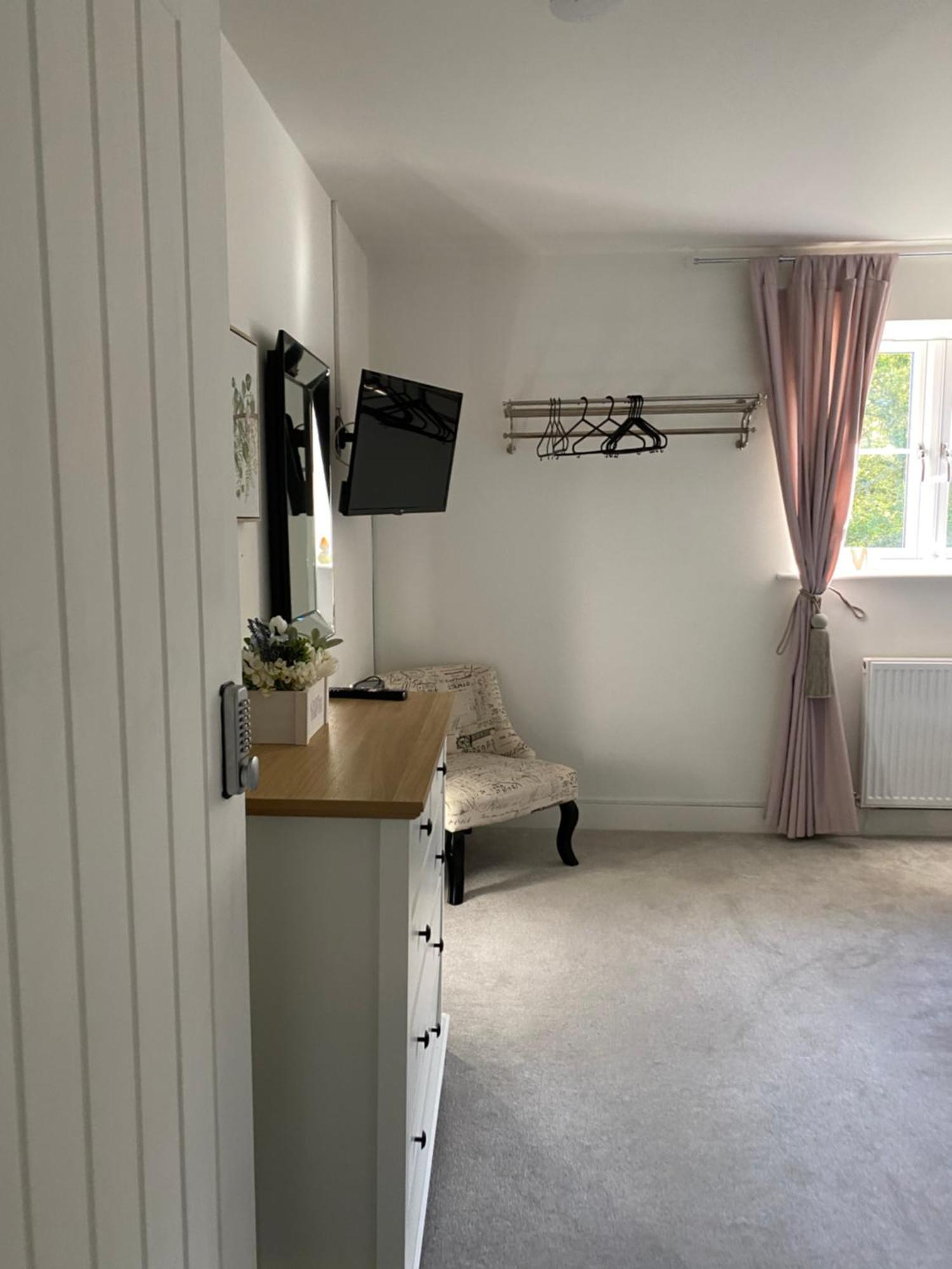 4 Freelands Gate, Witney, Oxfordshire 빌라 외부 사진